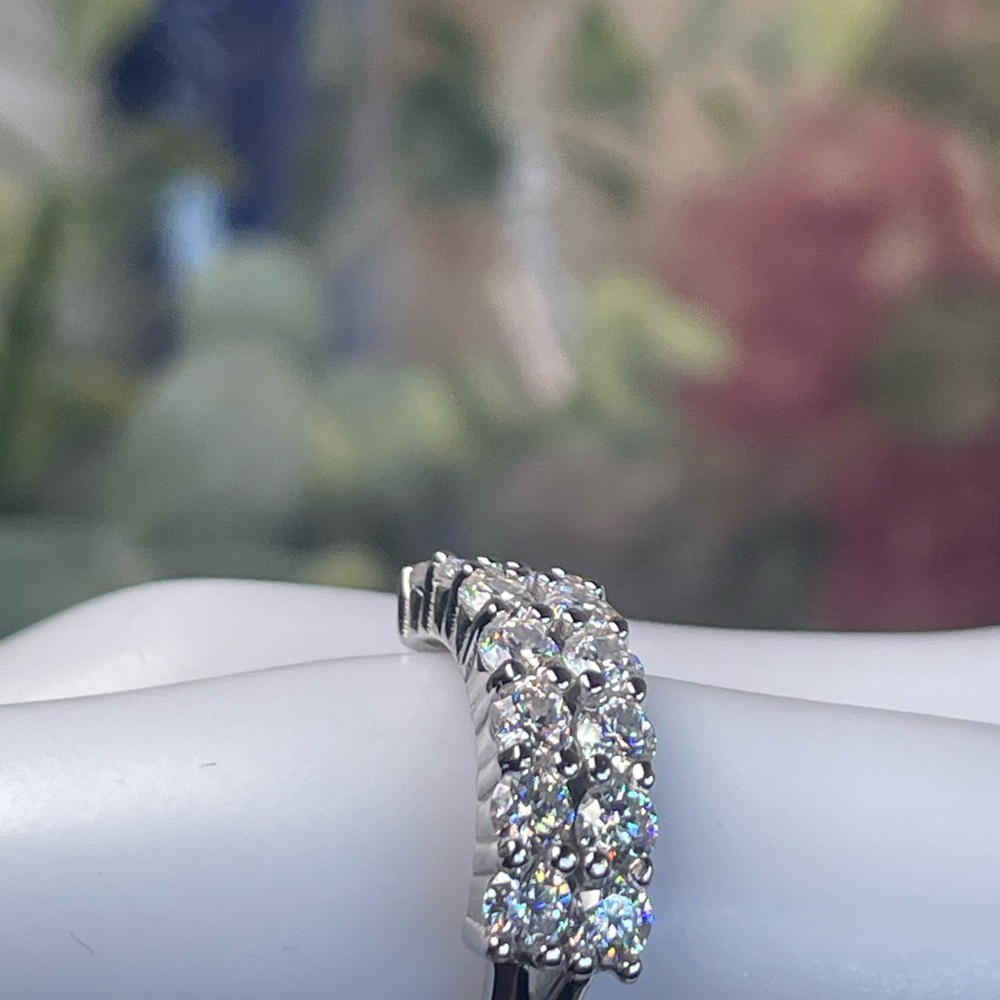 Clearance‼️1.4ct Moissanite  Ring! Moissanite 14k white Gold/silver - Picture 8 of 16